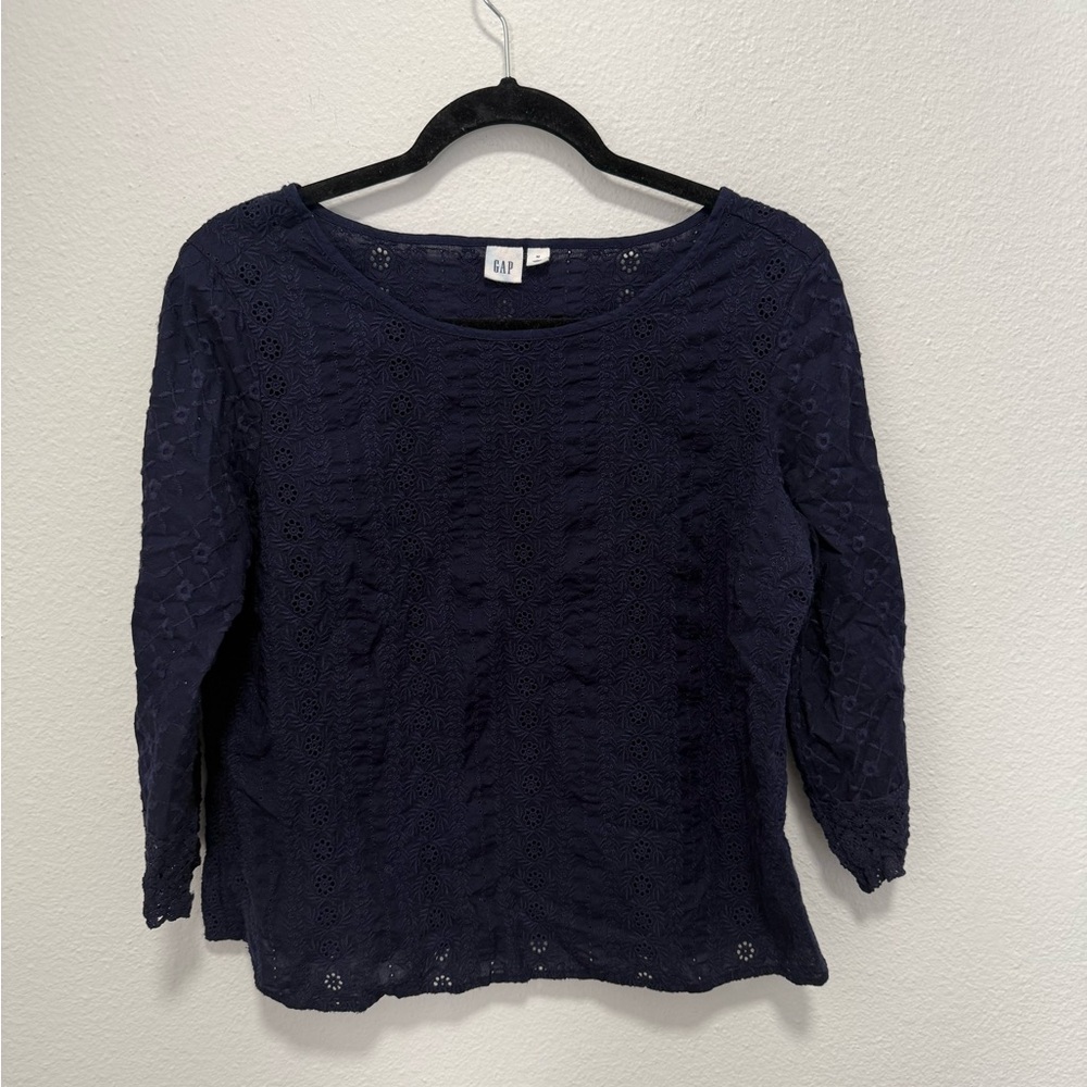 GAP Women's Navy Blue Lace Eyelet Blouse Size Medium